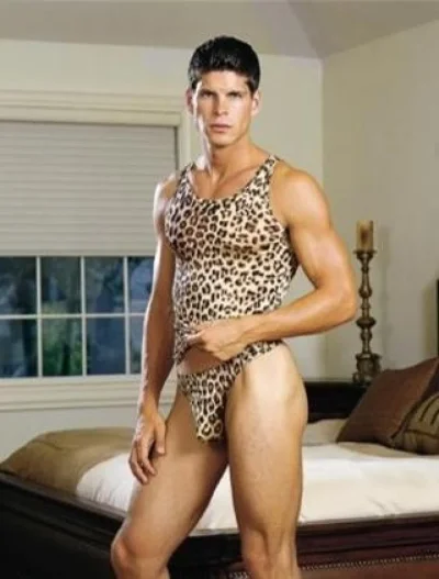 Мужик в леопардовом