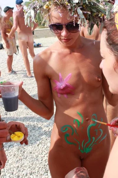 День нептуна в коктебеле голые