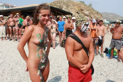 День нептуна нудисты