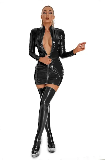 Платье из латекса