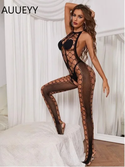 Эротический комбинезон в сеточку