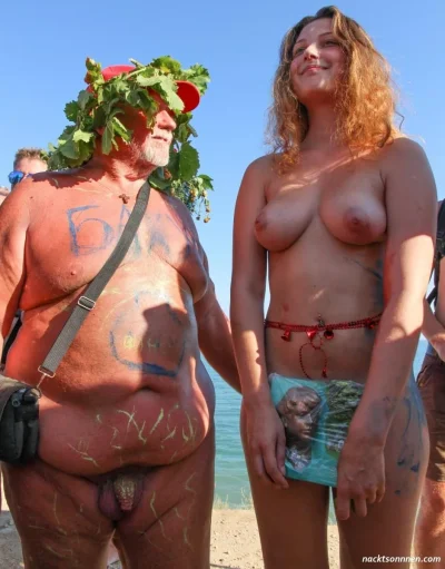 Разрисованные нудисточки