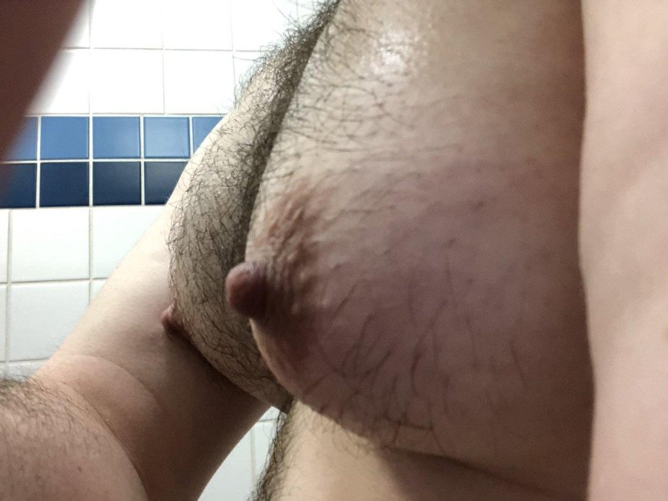 Мужские сиськи волосатые