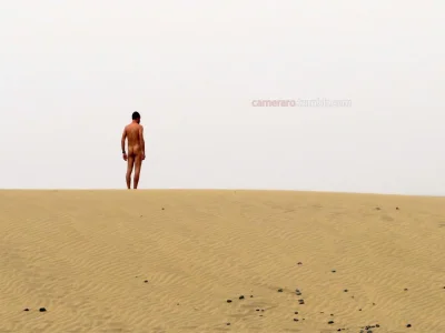 Люди в пустыне