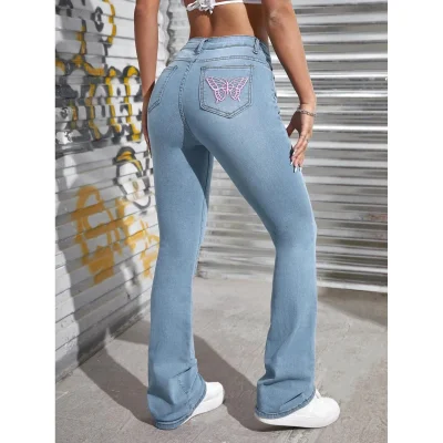 Джинсы для женщин