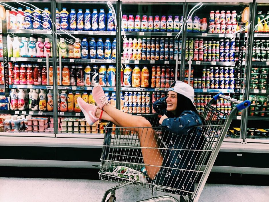 Креативная фотосессия в супермаркете