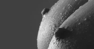 Сиськи капельки