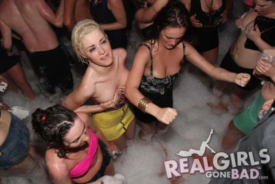 Foam party