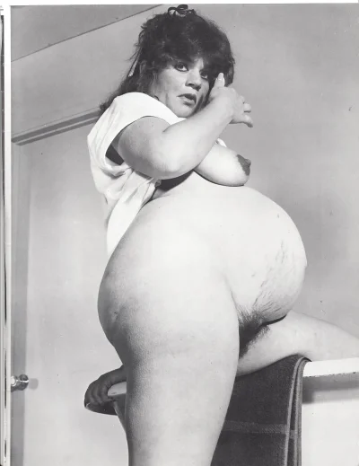 Ретро голые беременные