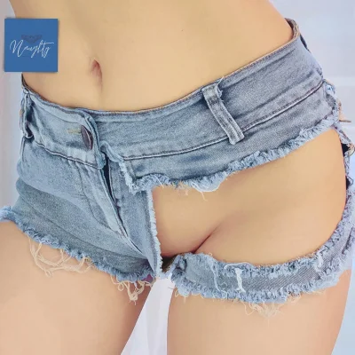 Джинсовые шорты с дырками