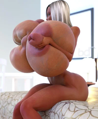 Гигантская надутая грудь