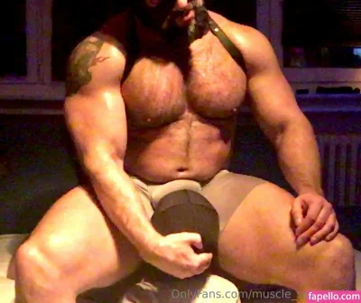 Muscle bear