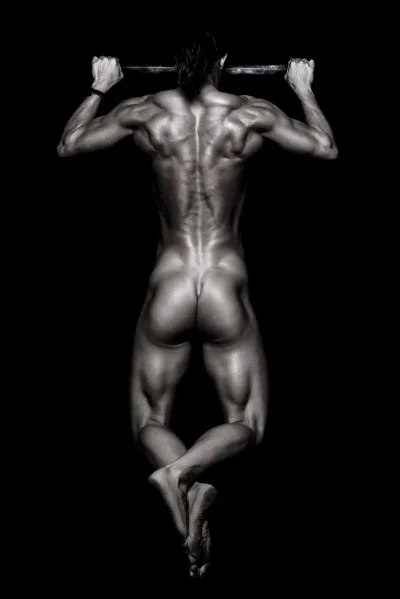 Эротический кроссфит девушки