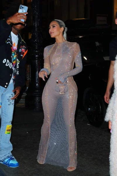 Новый наряд ким кардашьян