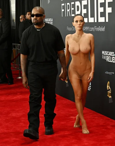 Жена канье веста грэмми