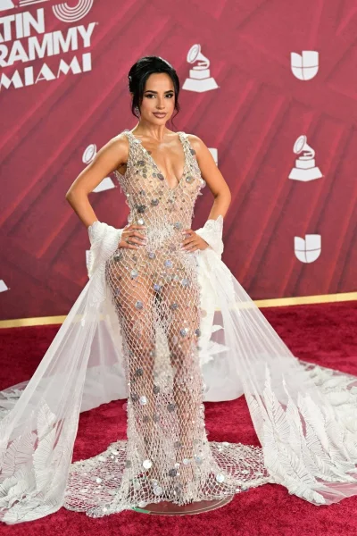 Наряды звезд