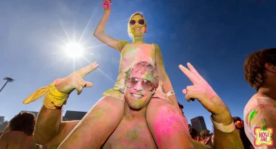 Фестиваль краски холи