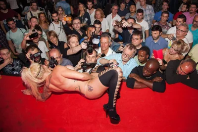 Катя самбука рекорд гиннесса