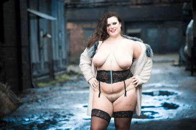 Алексис фентон плюс сайз голая