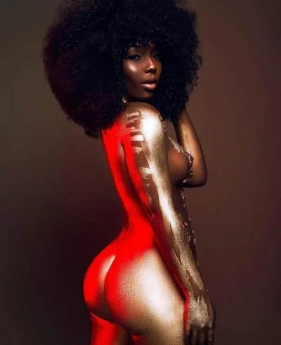 Афро девушка