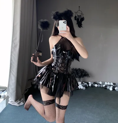 Эротические костюм