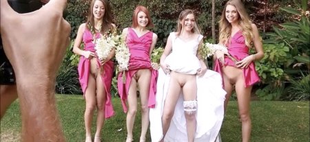 Brides without panties
