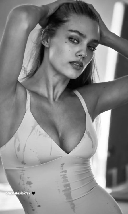 Models naked