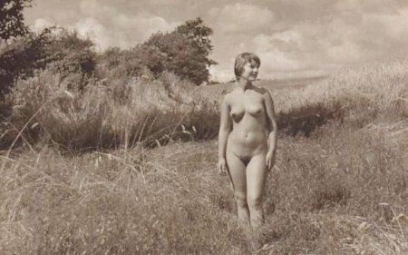 Naked Soviet women