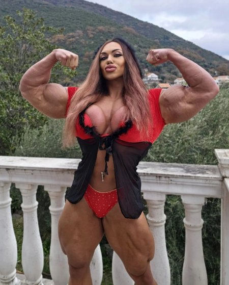Nataliya kuznetsova rgirlswithbigmuscles