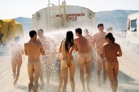 Naturists nudists