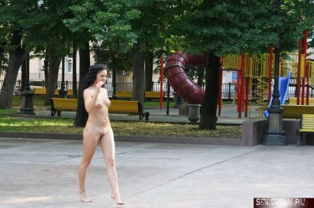 Naked sunbathing in Gorky Park