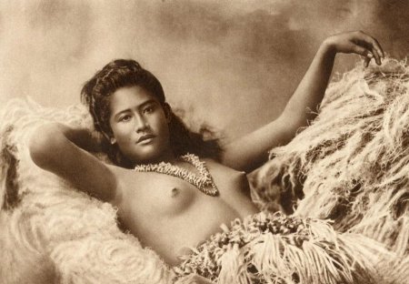 Maori women