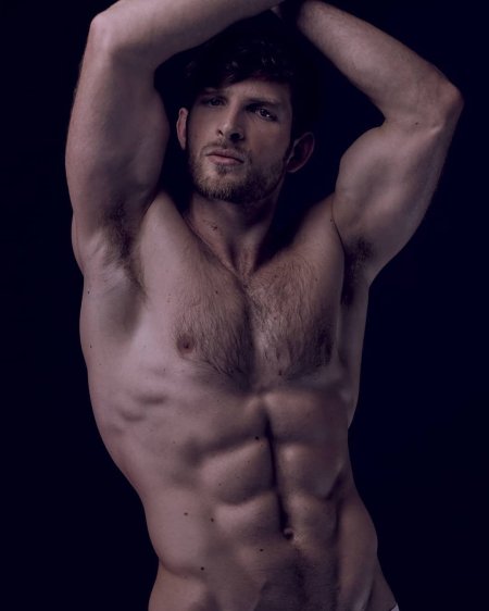 Konstantin Kamin naked