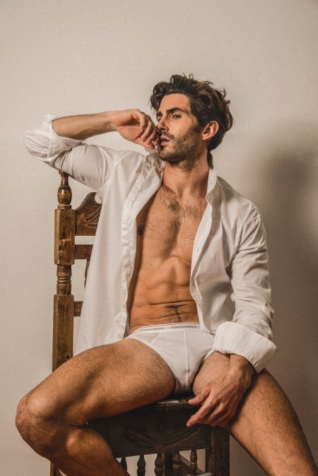 Brett Contreras