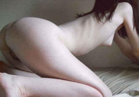 Naked anorexics