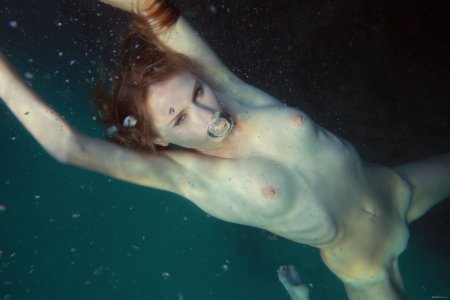 Photoshoot underwater