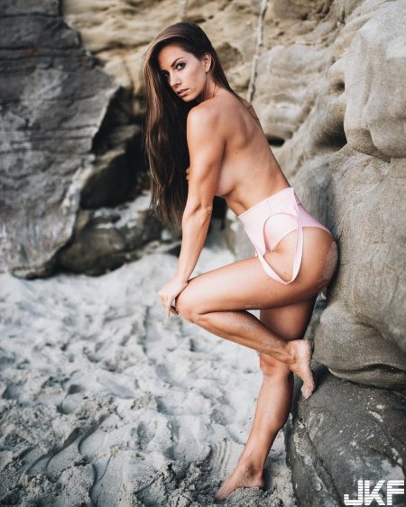 Nude fitness models