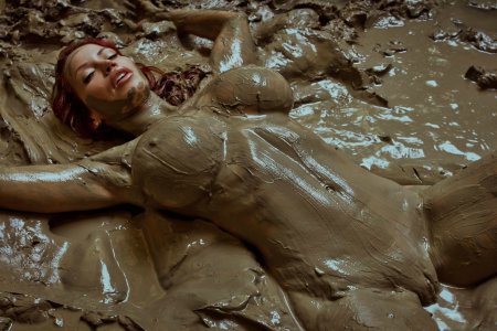 Bianca beauchamp naked in mud