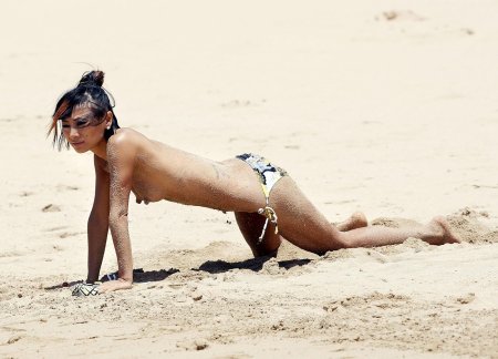 Bai Ling topless
