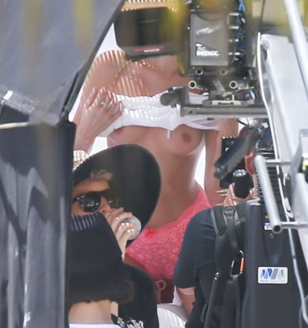 Miranda Kerr topless