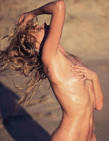 Candice Swanepoel topless