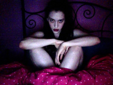 Kat Dennings ero