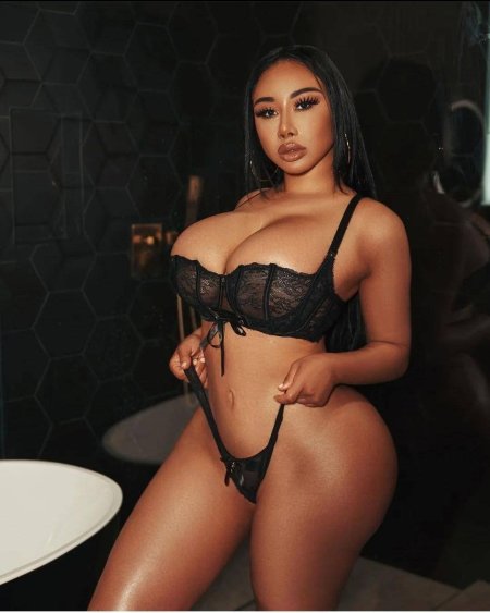 Pornstar MILFs