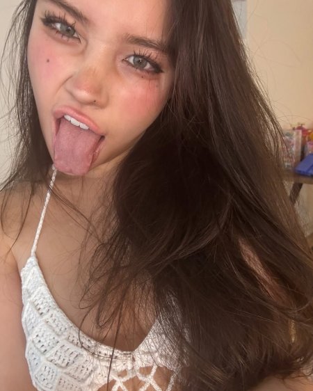 Radmila maro onlyfans