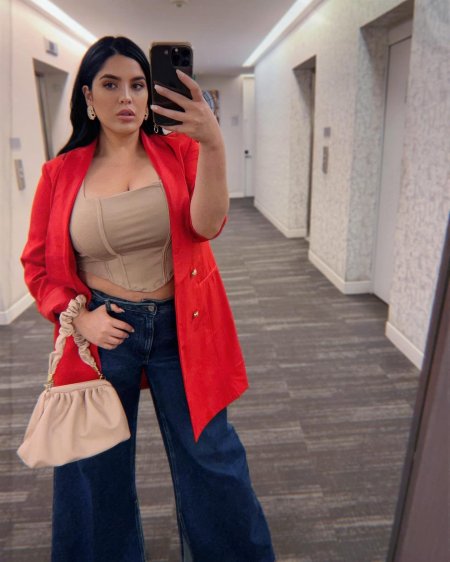 Fashionable looks