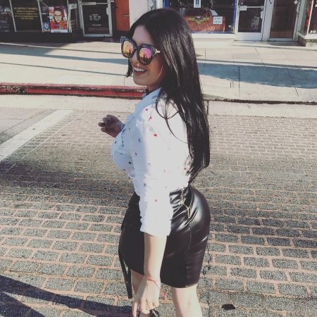 Curvy woman