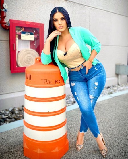 Jeans for plus size girls