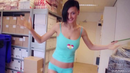 Brunette porn