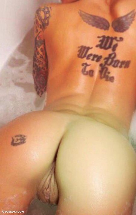 Naked sex