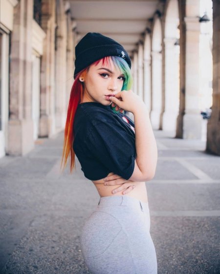 Mimo suicide girl